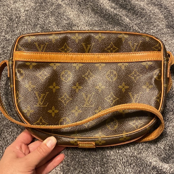 Auth LV Monogram Jeune Fille TH0990 - Picture 2 of 12